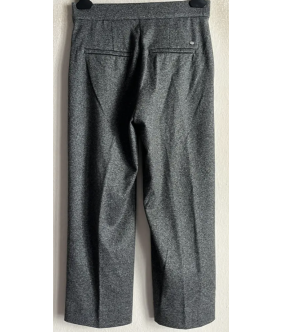 PANTALÓN GRIS