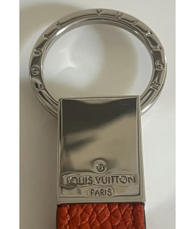 DRAGONNE TAURILLON KEYCHAIN